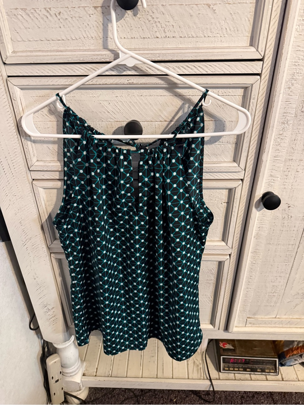Banana Republic Teal and Black Geometric Sleeveless Blouse